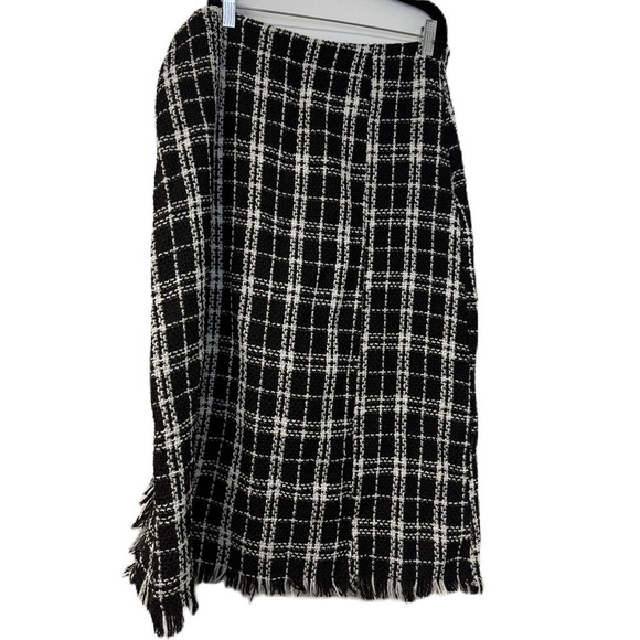 Dresses & Skirts - Asymmetrical Black and White Midi Pencil Skirt for Casual Work